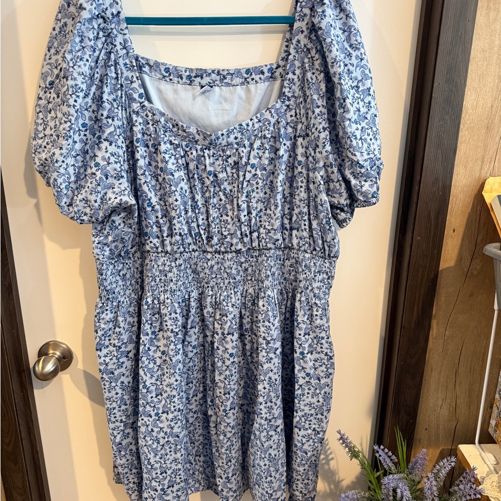 Old Navy Blue Floral Dress with Puff Sleeves